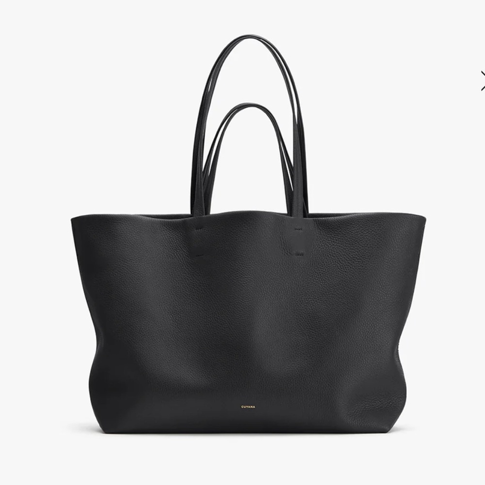 Cuyana Black Leather Tote